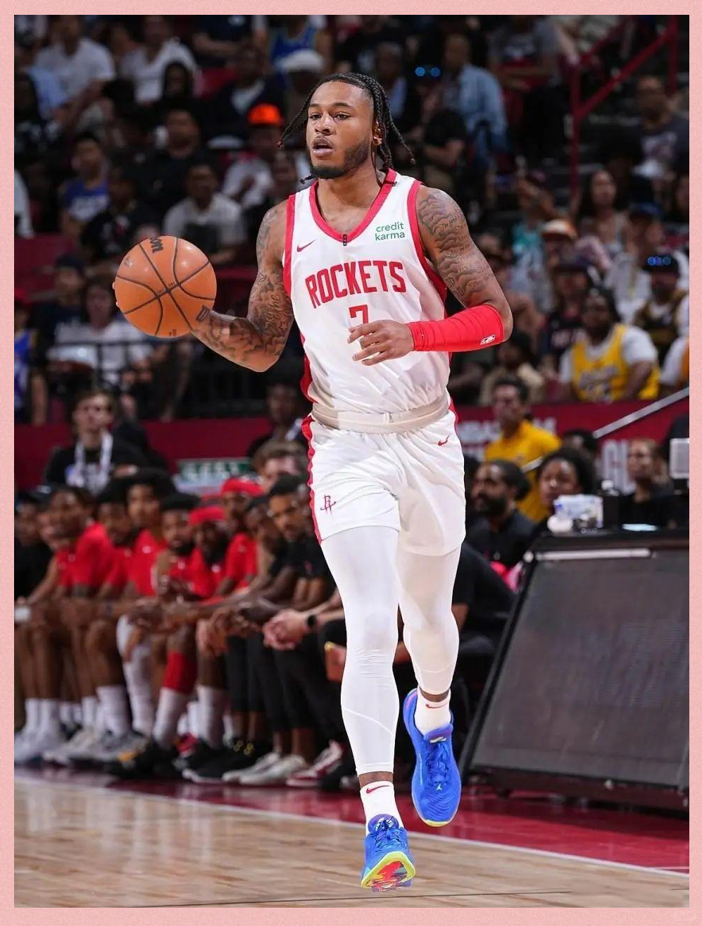 火箭队在西部排名攀升,展现强大实力 火箭队在西部排名攀升,展现强大实力