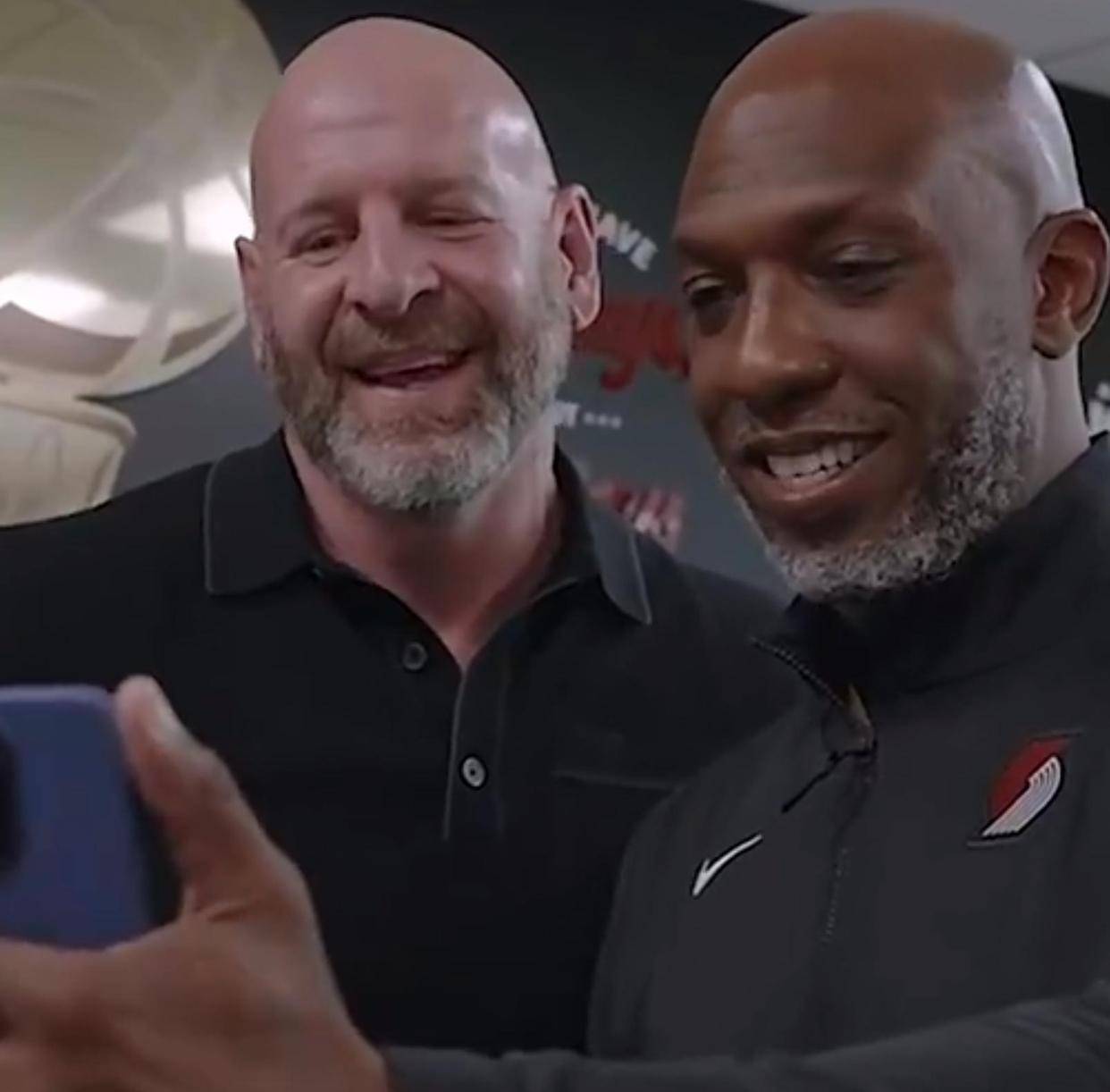 战绩下滑，开拓者主教练辞职