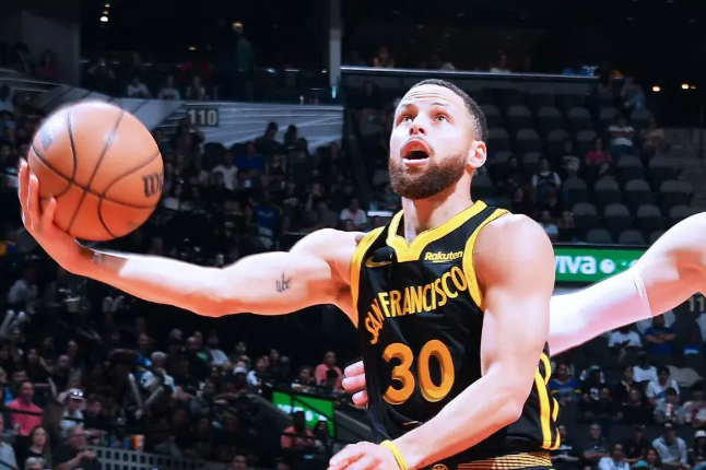 勇士再战湖人，迎来火爆对决