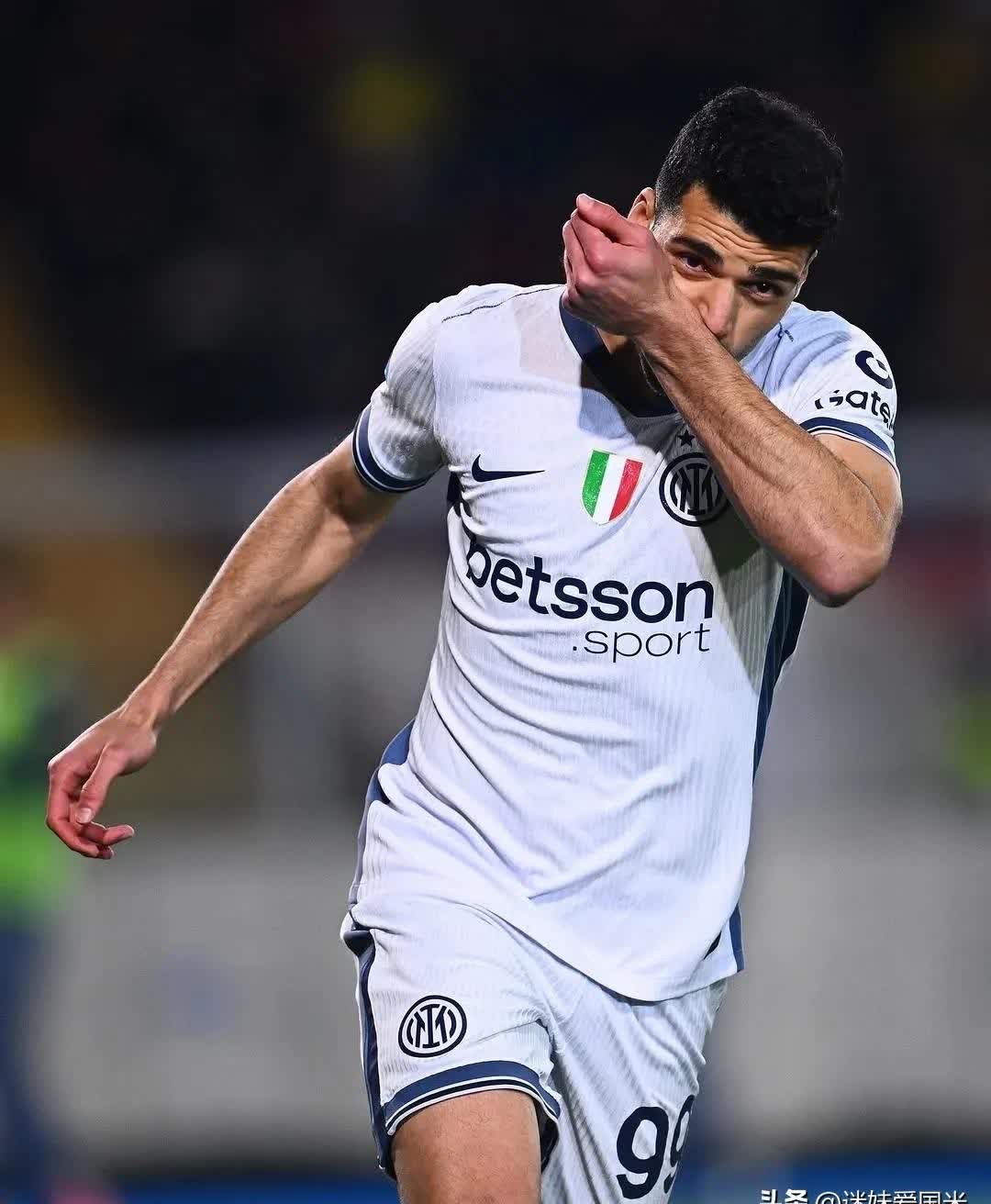 伊朗足球俱乐部在国际比赛中展现出色状态 伊朗足球俱乐部在国际比赛中展现出色状态