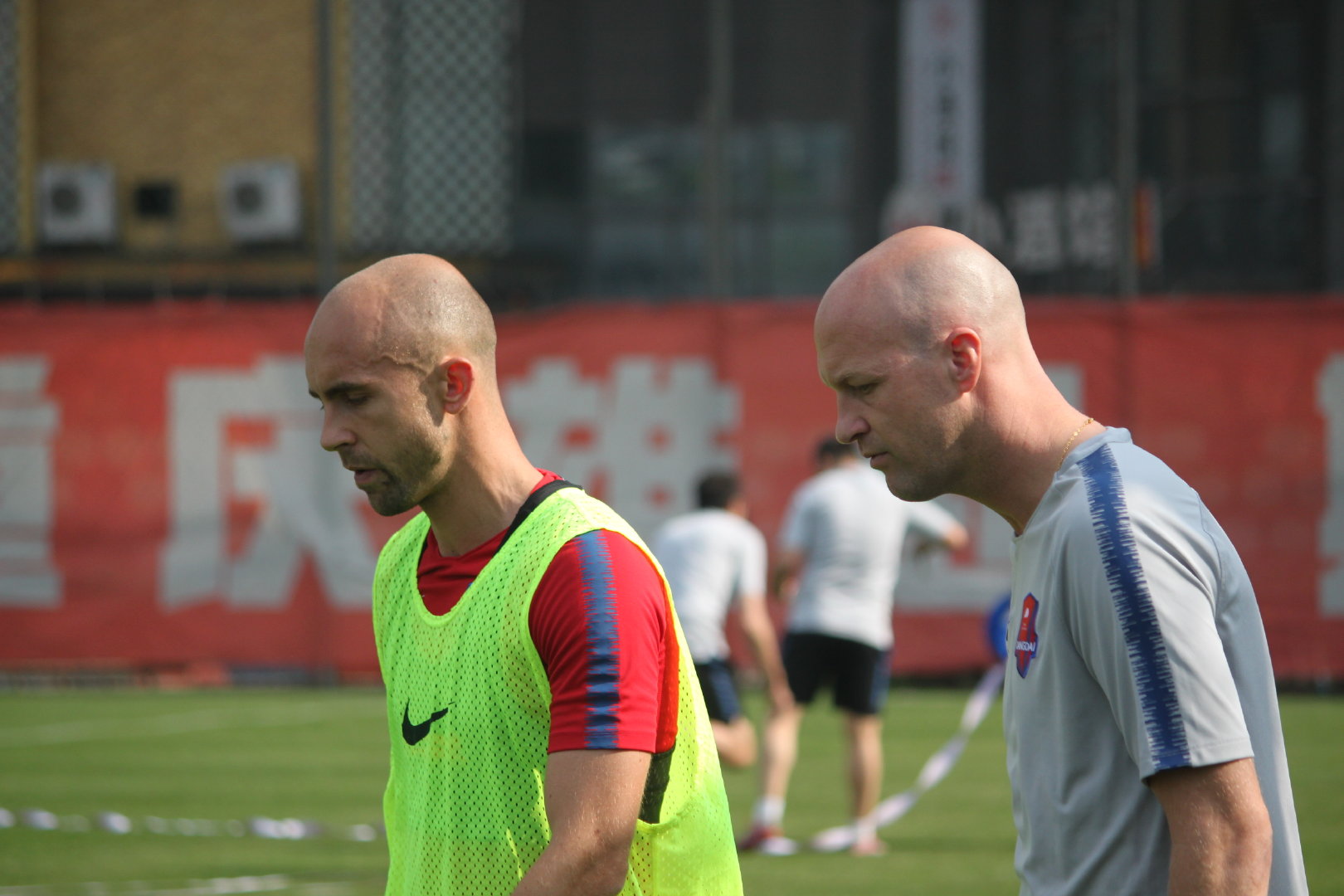 斯威实力强劲,实现一连串胜利 斯威实力强劲,实现一连串胜利