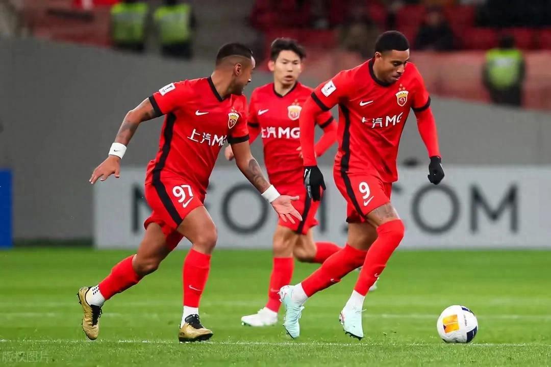 乐鱼登录-新星闪耀！中超新秀进球助球队跻身前列