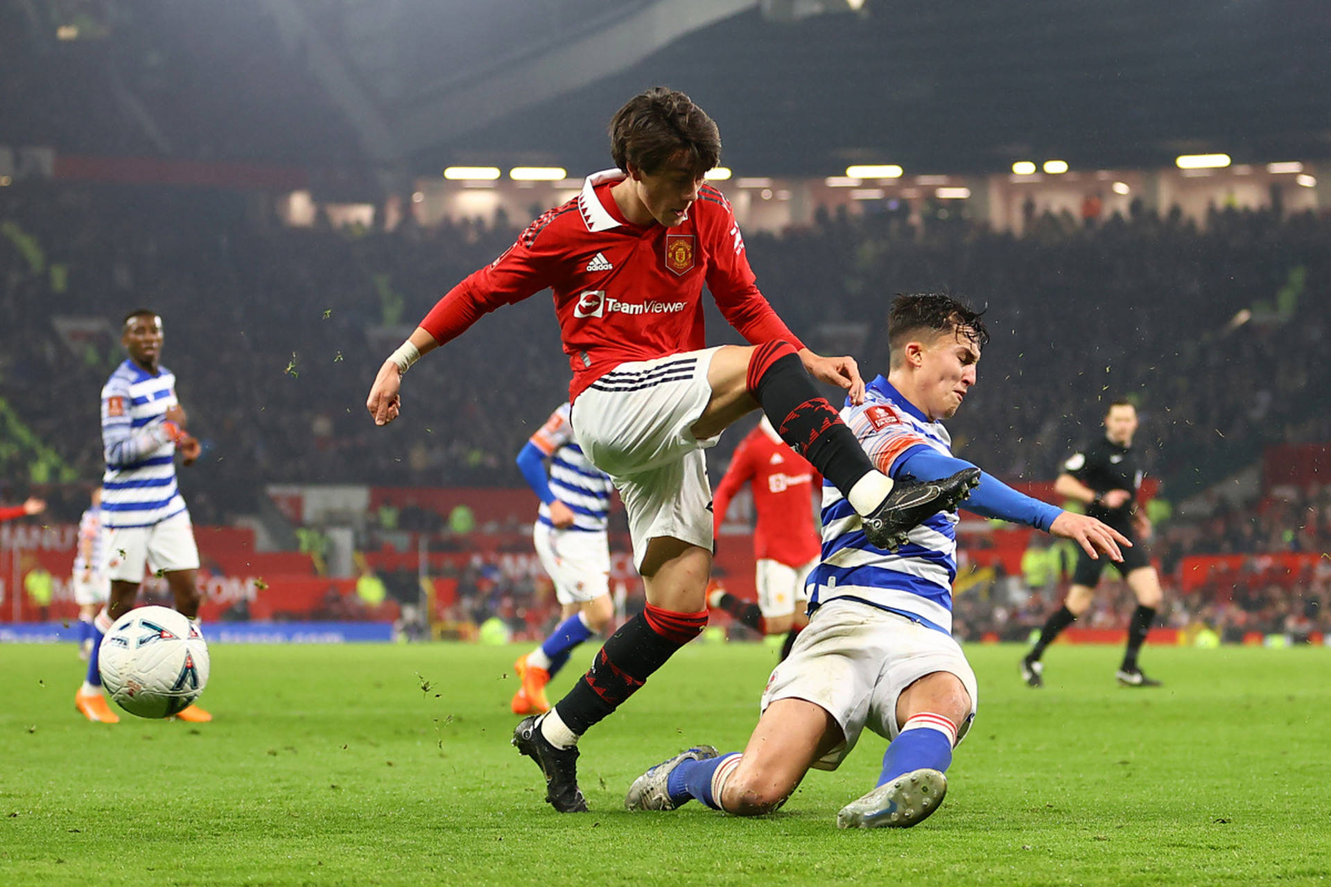 关于摩纳哥客场大胜,终结客战不胜纪录的信息 关于摩纳哥客场大胜,终结客战不胜纪录的信息