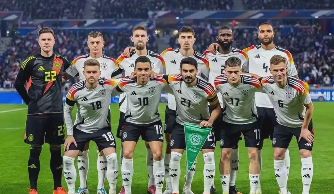 匈牙利男篮队表现抢眼,成功晋级八强 匈牙利男篮队表现抢眼,成功晋级八强