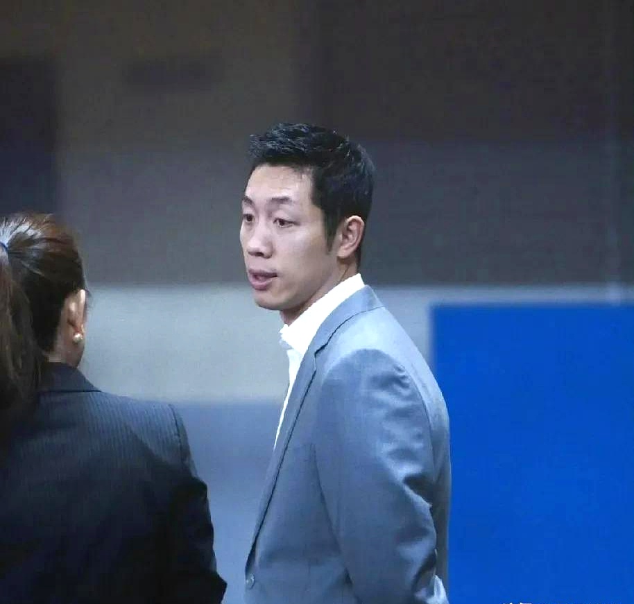 leyu乐鱼体育中国-比利时乒乓球队横扫英国乒乓球队，许昕绝境逆转